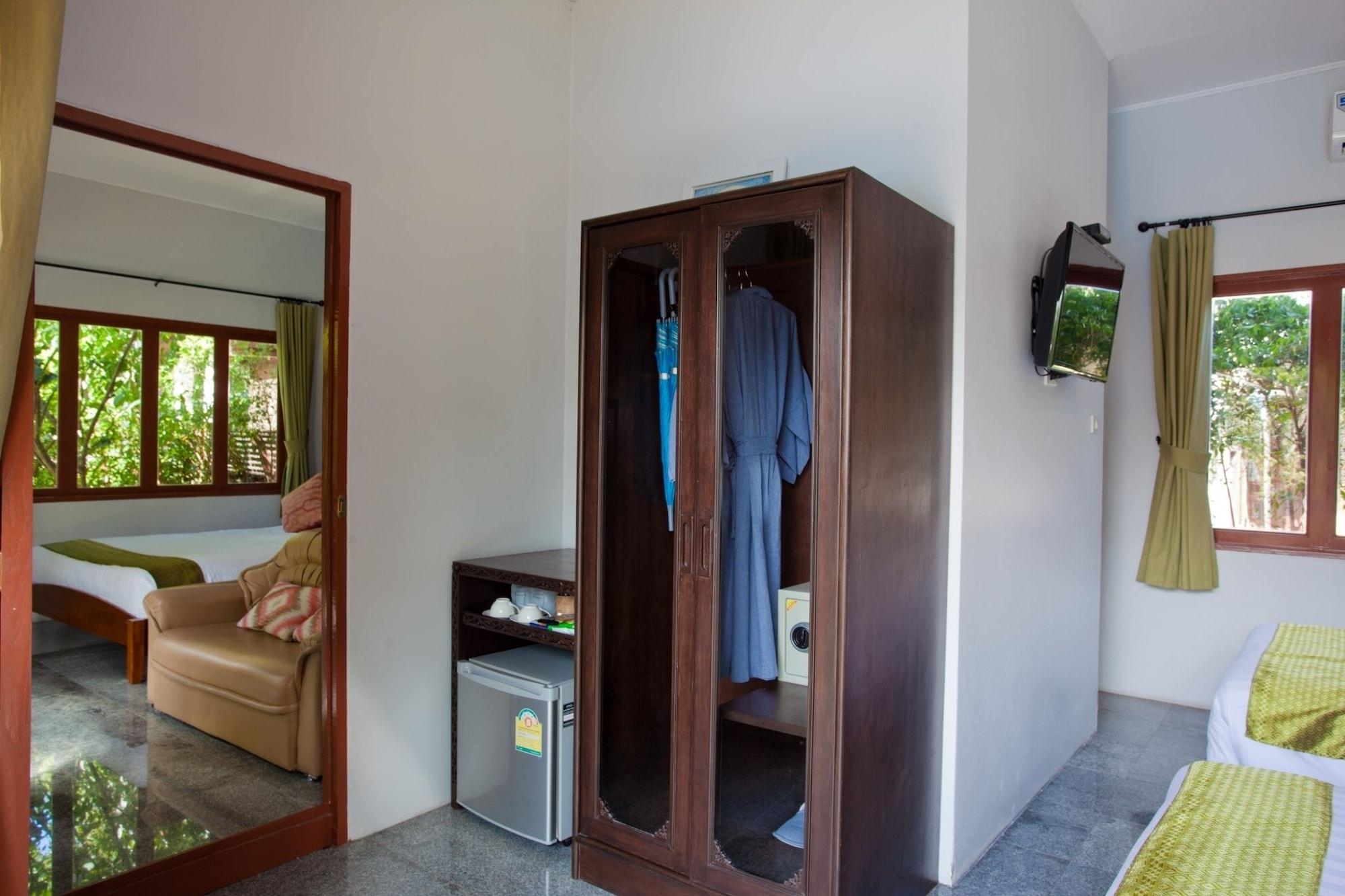 Ardea Resort Pool Villa Амфава Екстериор снимка