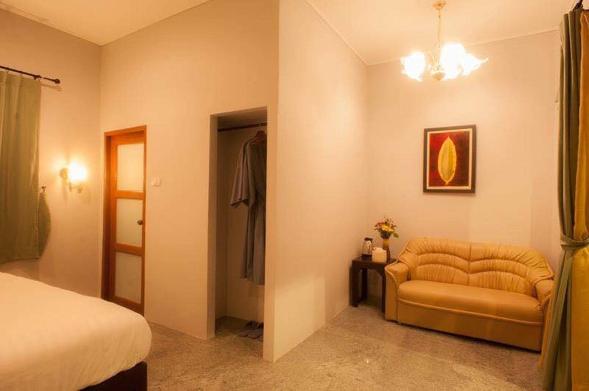 Ardea Resort Pool Villa Амфава Екстериор снимка