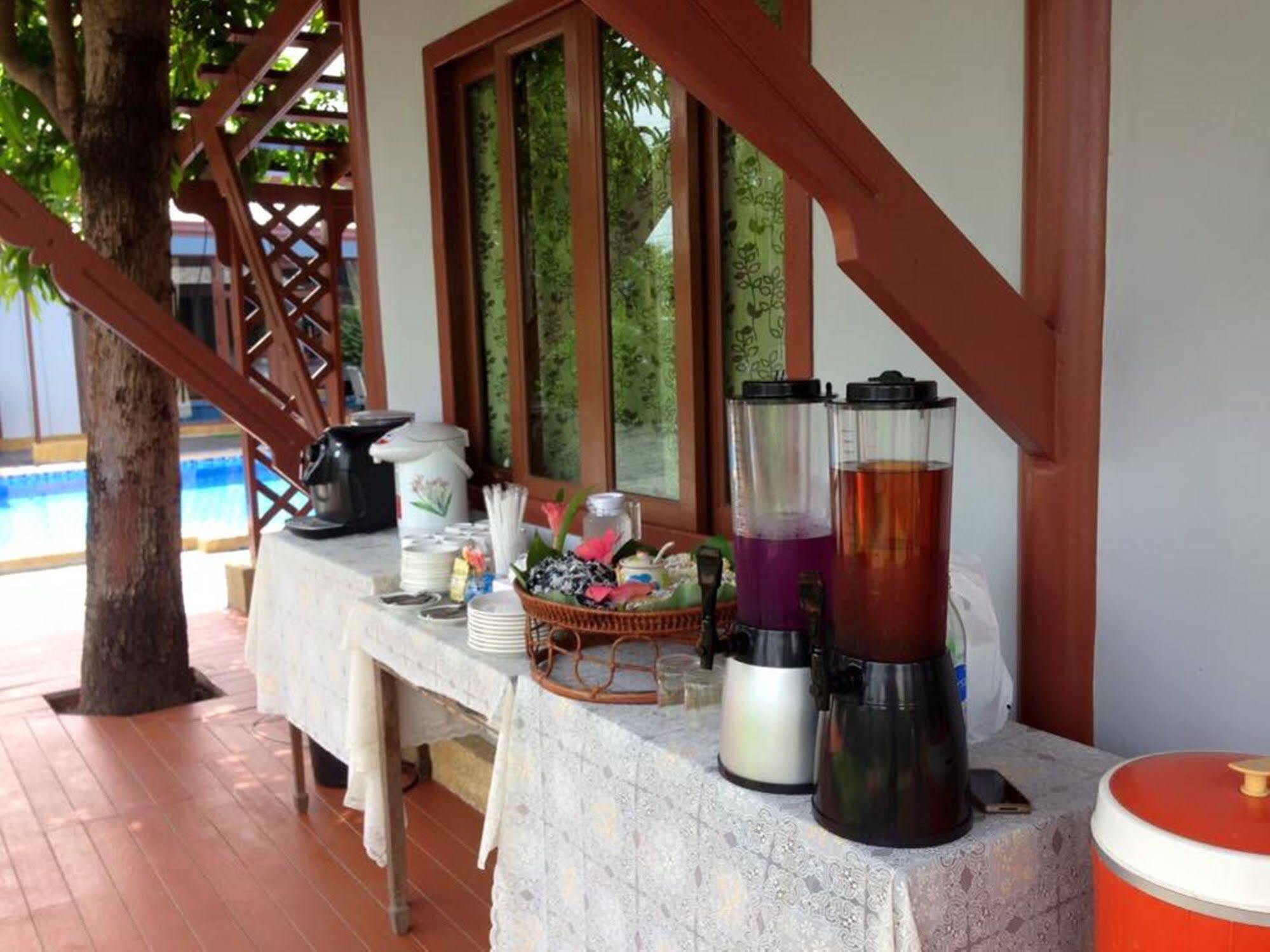 Ardea Resort Pool Villa Амфава Екстериор снимка