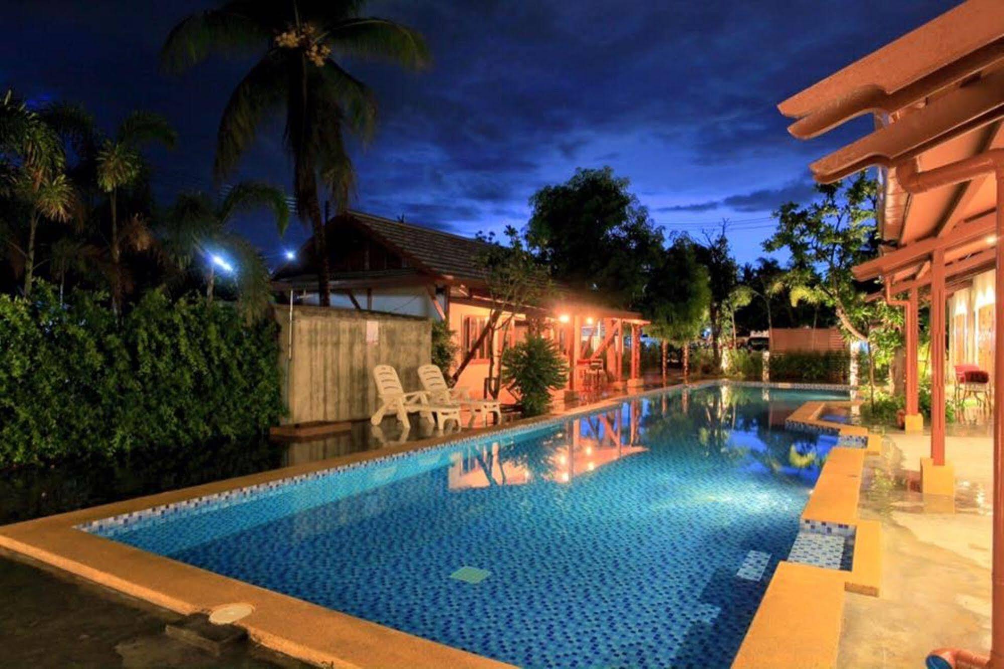 Ardea Resort Pool Villa Амфава Екстериор снимка