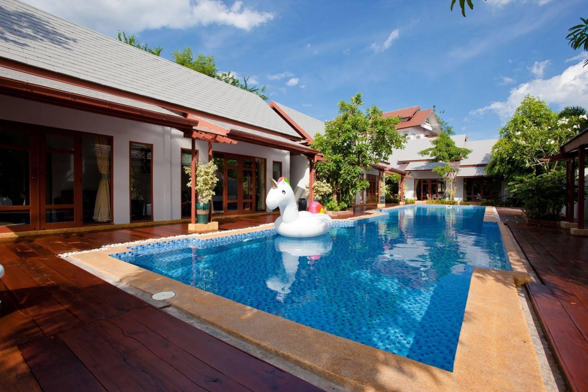 Ardea Resort Pool Villa Амфава Екстериор снимка