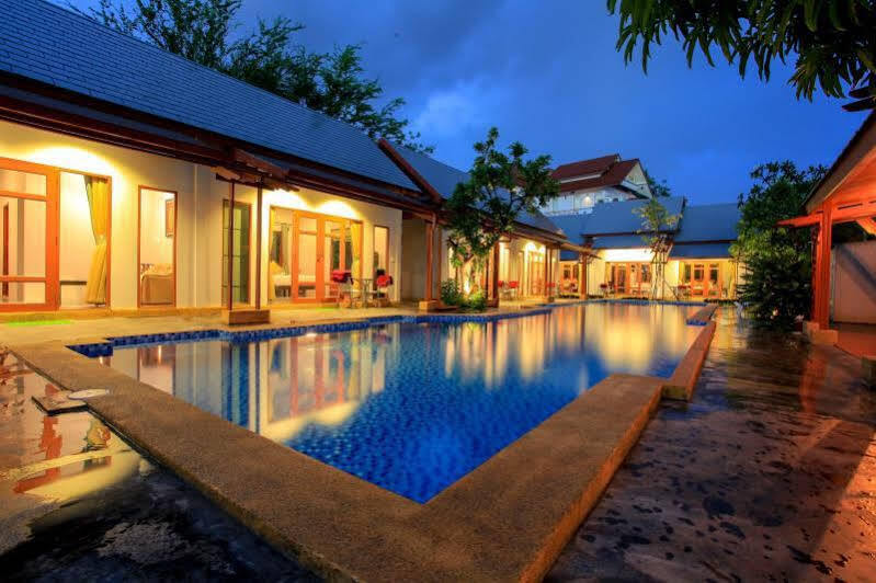 Ardea Resort Pool Villa Амфава Екстериор снимка